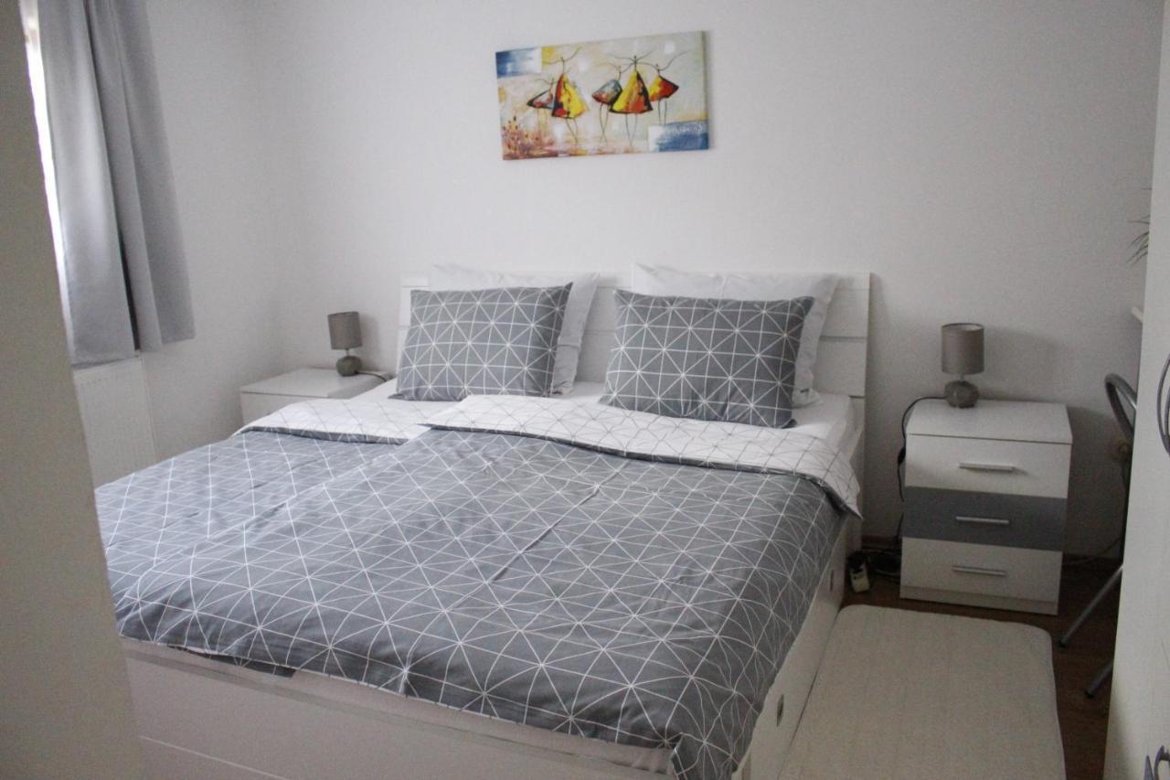 Apartman Tim 奥西耶克 外观 照片